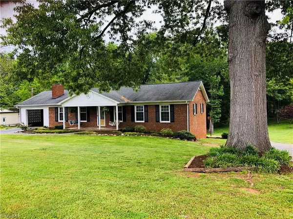 176 Hawthorne RD, Mocksville, NC 27028