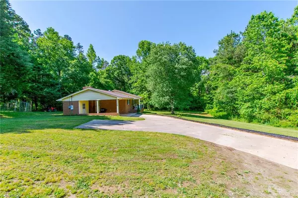 Ramseur, NC 27316,355 Sunshine Heights RD