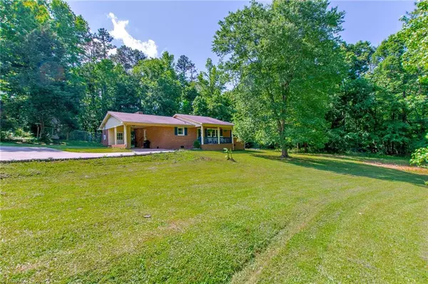 Ramseur, NC 27316,355 Sunshine Heights RD