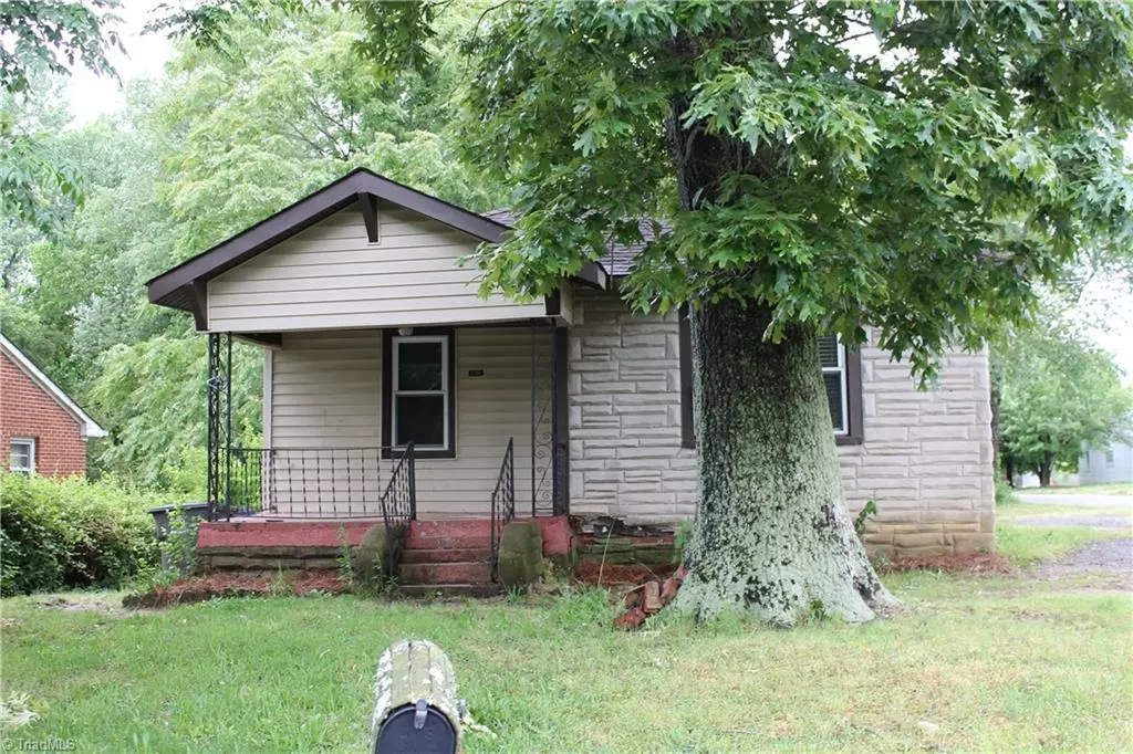 Winston Salem, NC 27107,2700 Peachtree ST