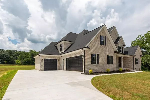 Oak Ridge, NC 27310,5305 Sicily ST