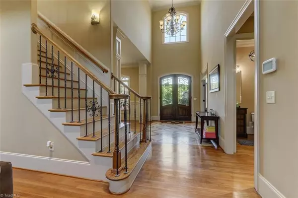 Oak Ridge, NC 27310,8874 Cravenwood DR