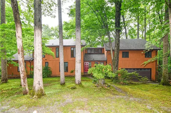 6795 Brookbank RD, Summerfield, NC 27358