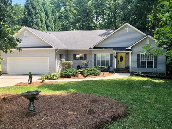 8205 Bartonshire DR, Oak Ridge, NC 27310