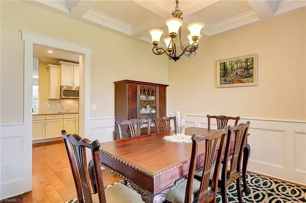 Oak Ridge, NC 27310,6905 River Gate CT