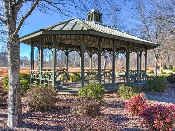 Oak Ridge, NC 27310,7915 Quiet PL