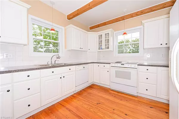 Mocksville, NC 27028,124 Falcon LN