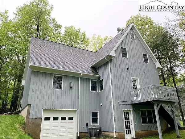 Roaring Gap, NC 28669,21 Maple Leaf LN