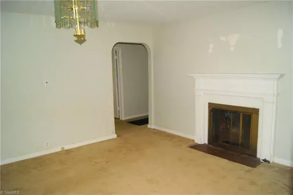 Madison, NC 27025,231 Theatre RD