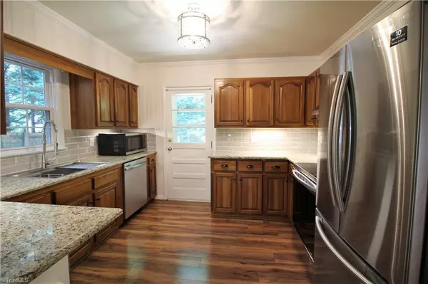 Greensboro, NC 27408,3224 Wilshire DR