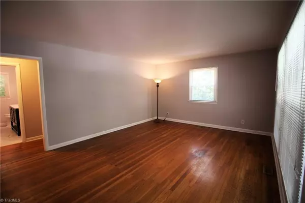 Greensboro, NC 27408,3224 Wilshire DR