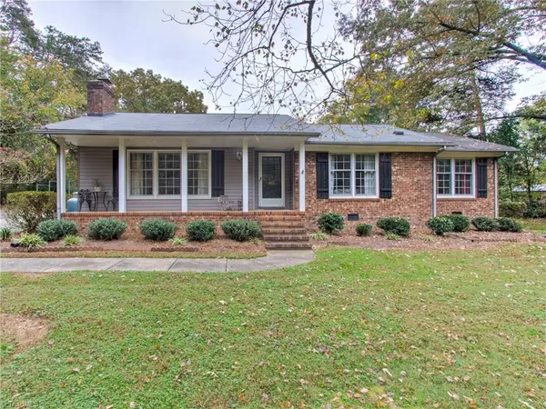 4952 US Highway 220 N, Summerfield, NC 27358