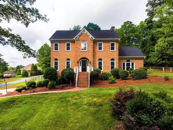 5001 Leadenhall RD, Oak Ridge, NC 27310