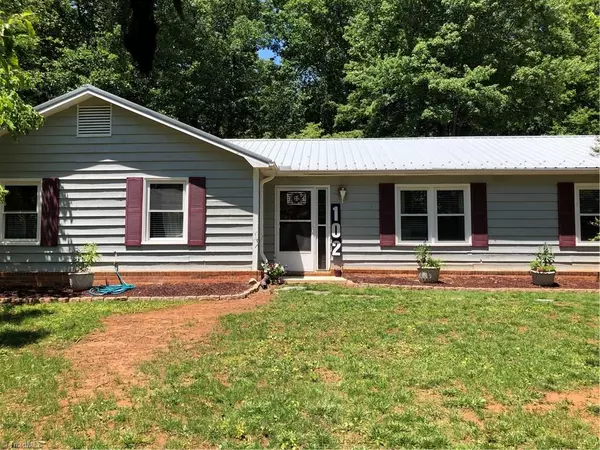 King, NC 27021,102 Maverick TRL