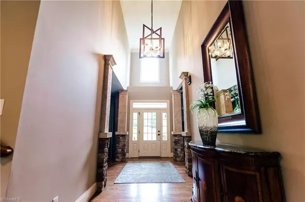 Oak Ridge, NC 27310,7886 Newhaven DR