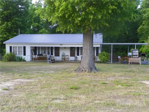 1134 Jubilee RD, Linwood, NC 27299