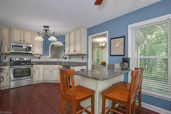 Mocksville, NC 27028,116 Lakeview RD