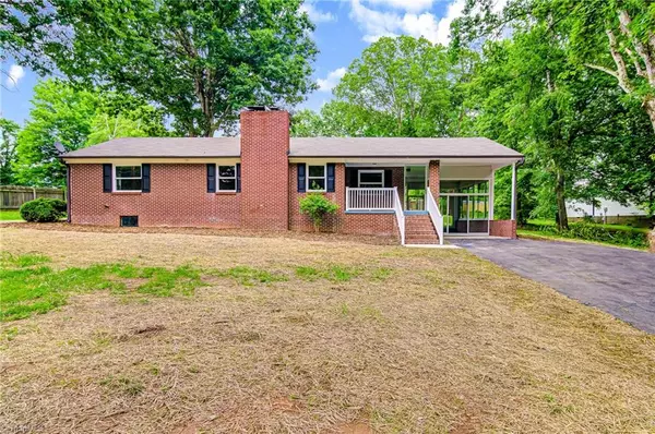 5715 Cannoy ST, Winston Salem, NC 27105