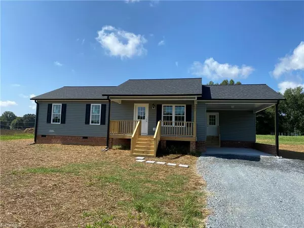 2007 Old Plank RD, Sophia, NC 27350