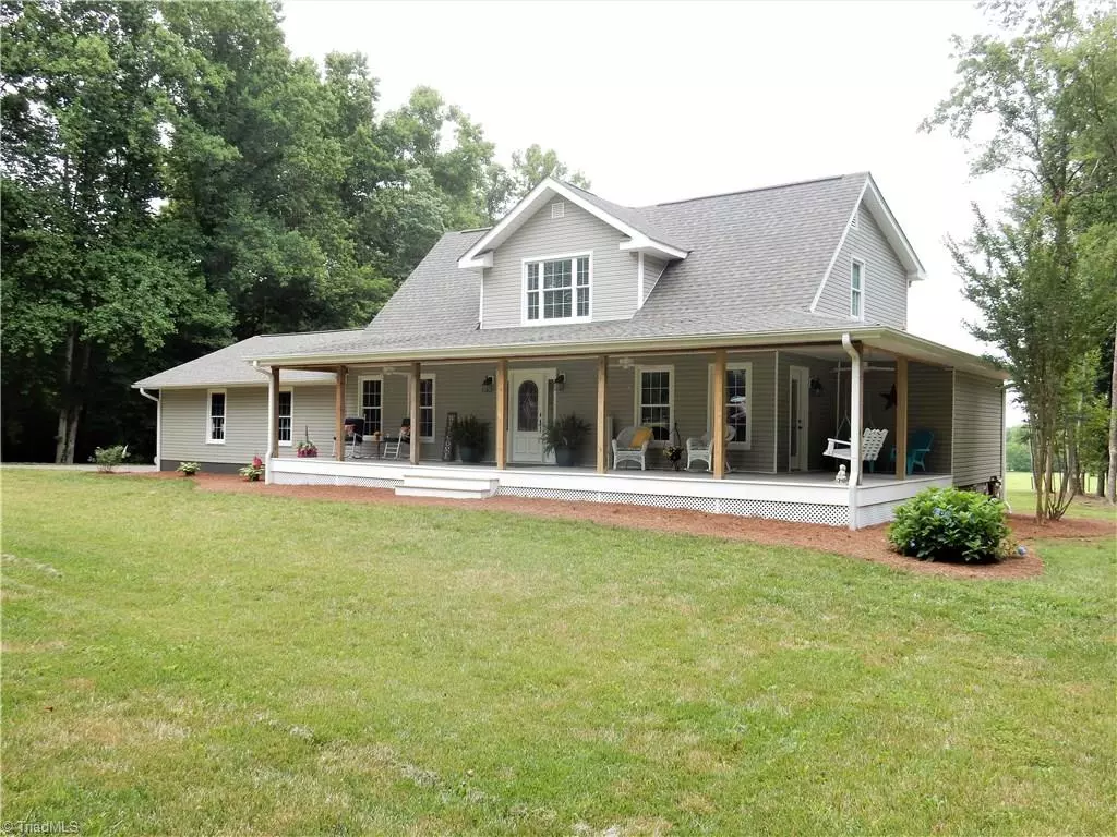 Mocksville, NC 27028-6287,185 Potters Ridge DR