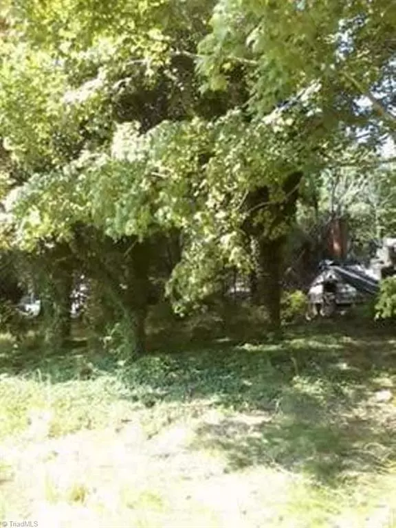 Hamptonville, NC 27020,2345 US Highway 21