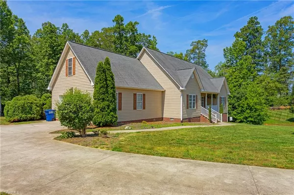 Pleasant Garden, NC 27313,6098 Walden Pond RD