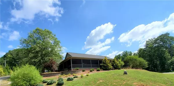 Pilot Mountain, NC 27041,156 Huntington CT