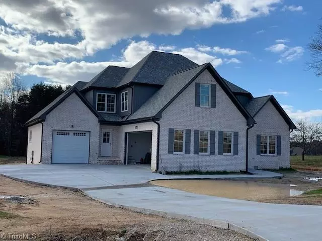 Kernersville, NC 27284,8897 Neugent Farm CT