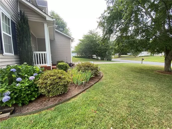 King, NC 27021,104 Kathleen CT