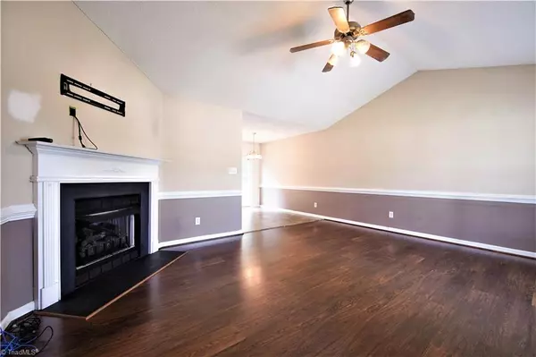 Thomasville, NC 27360,11 Thomasville High DR