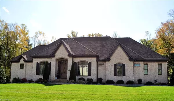 7513 Shadow Creek DR, Summerfield, NC 27358