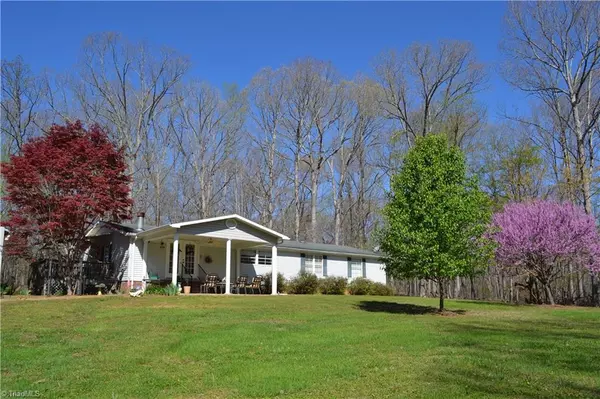 Stoneville, NC 27048,828 Whetstone Creek RD