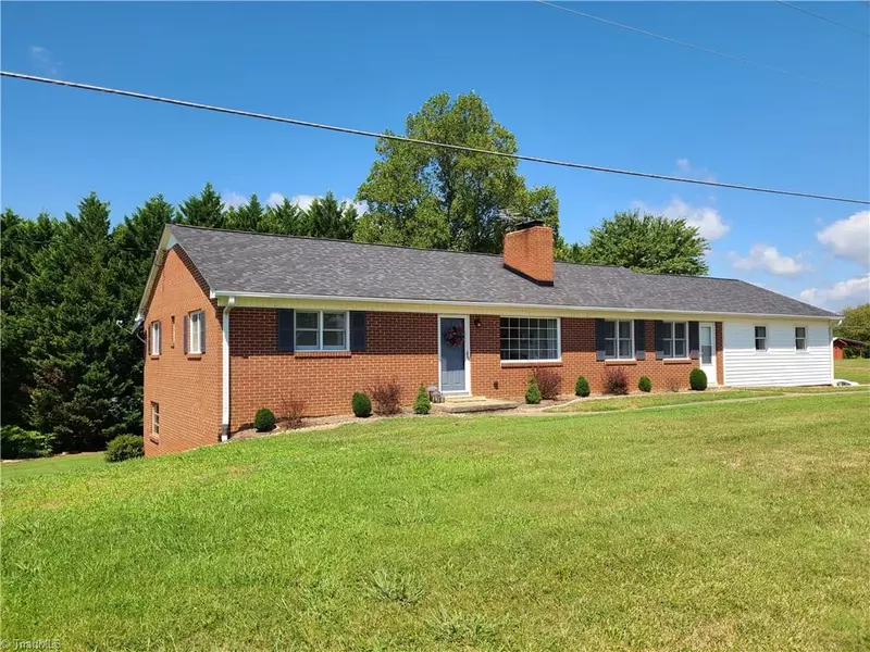 5666 NC Highway 66 S, King, NC 27021