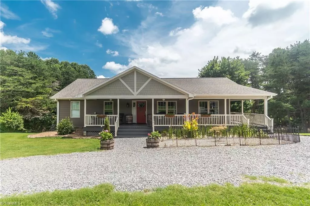 Ararat, NC 27007,142 Grants Home TRL