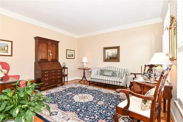 Kernersville, NC 27284,930 Clyde Edgerton DR