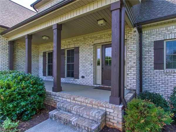 Oak Ridge, NC 27310,5911 Crutchfield Farm RD