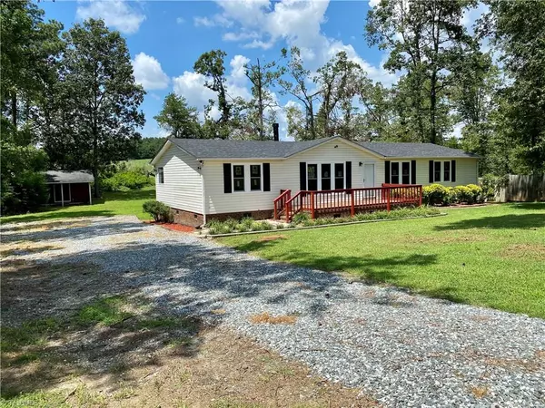 6835 Woody Ridge RD, Snow Camp, NC 27349