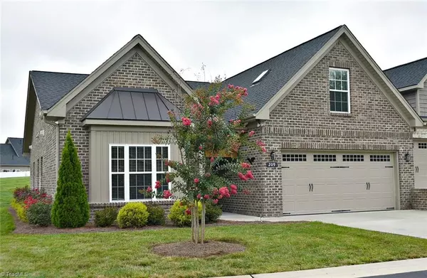 209 Collingswood DR, Winston Salem, NC 27127