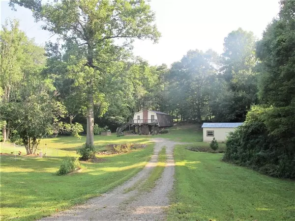 East Bend, NC 27018,328 River ST