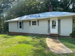 240 Village RD, Denton, NC 27239