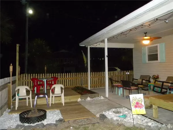 Northtopsail Beach, NC 28460,7110 11th AVE