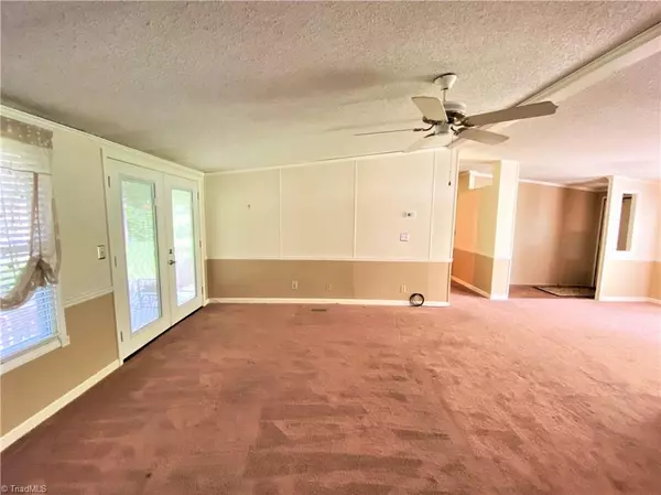 Summerfield, NC 27358,306 Saddlebrook DR