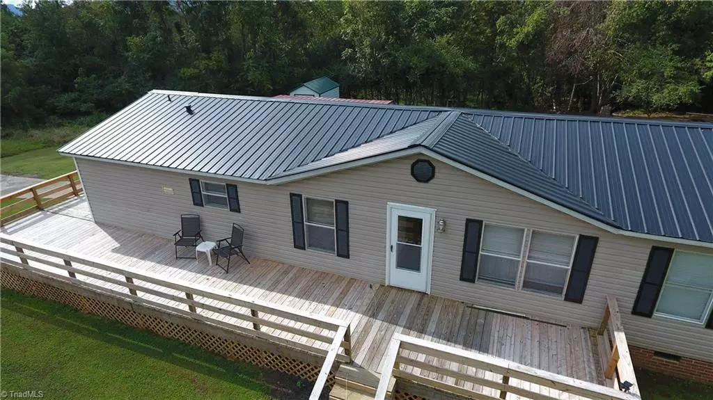 1073 Shuff RD, Westfield, NC 27053