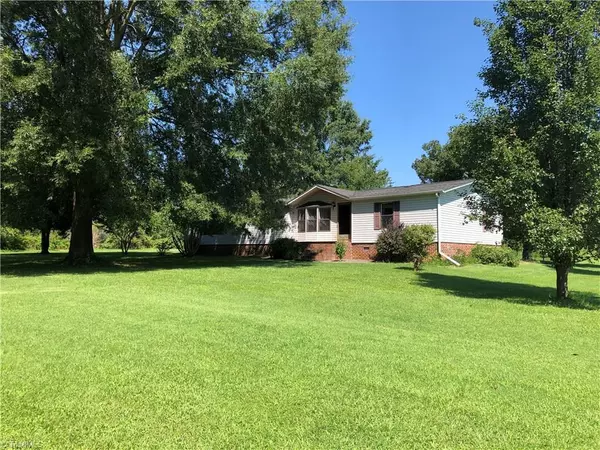 842 Angell RD, Mocksville, NC 27028