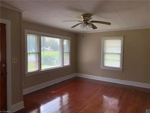 Ramseur, NC 27316,484 Stuart ST