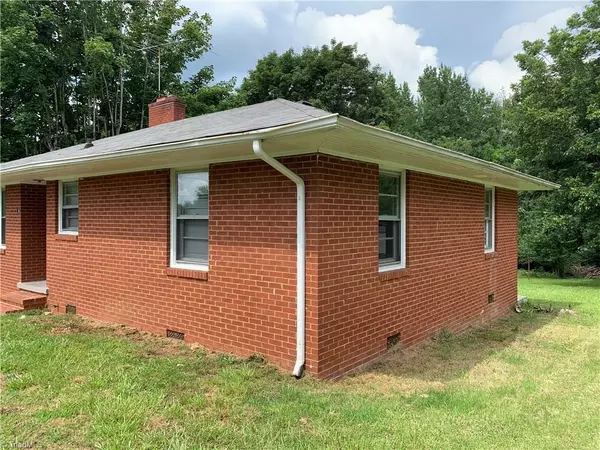 Ramseur, NC 27316,484 Stuart ST