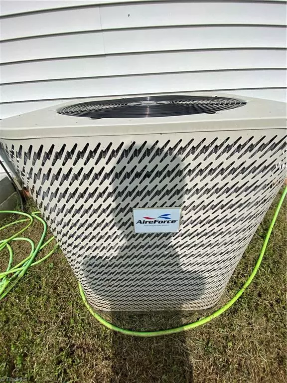 Summerfield, NC 27358,183 Dovefield DR