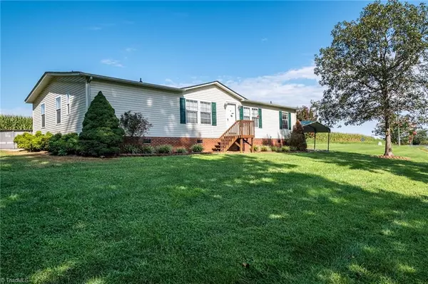 Boonville, NC 27011,1124 Graham CIR