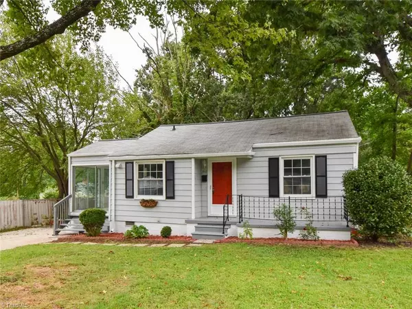 302 Crestwood DR, Greensboro, NC 27408