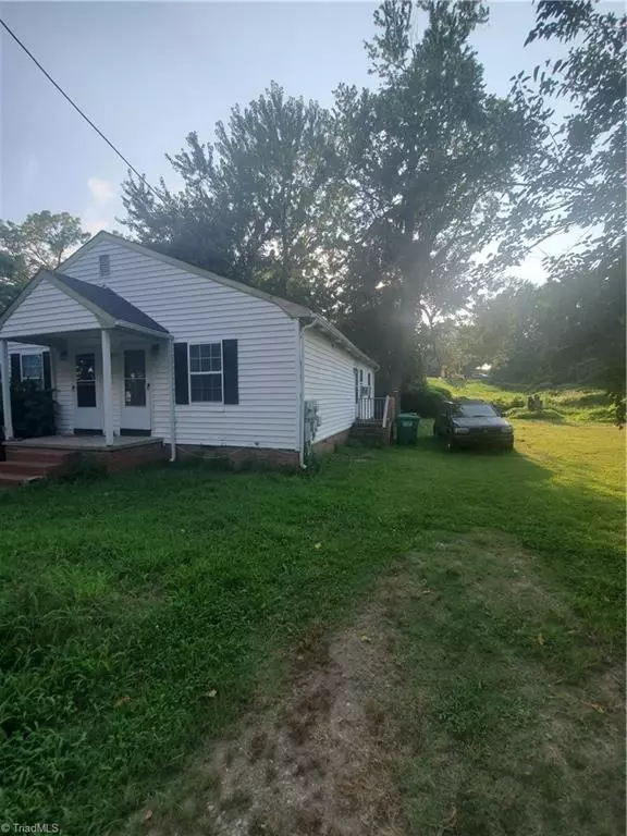 High Point, NC 27260,526 Walnut ST